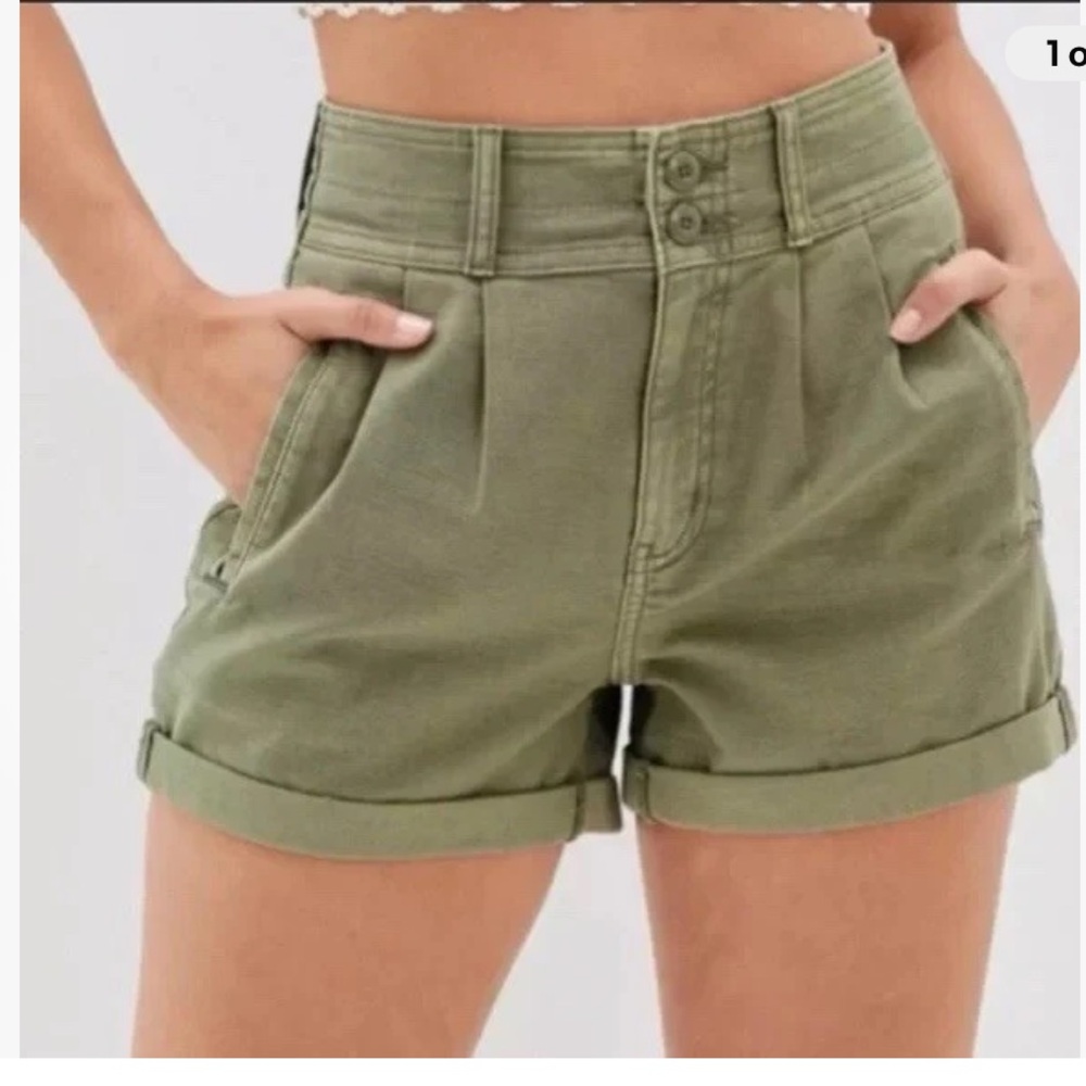 American Eagle High Waist Baggy Mom Short Women’s Size 4 Utility Green